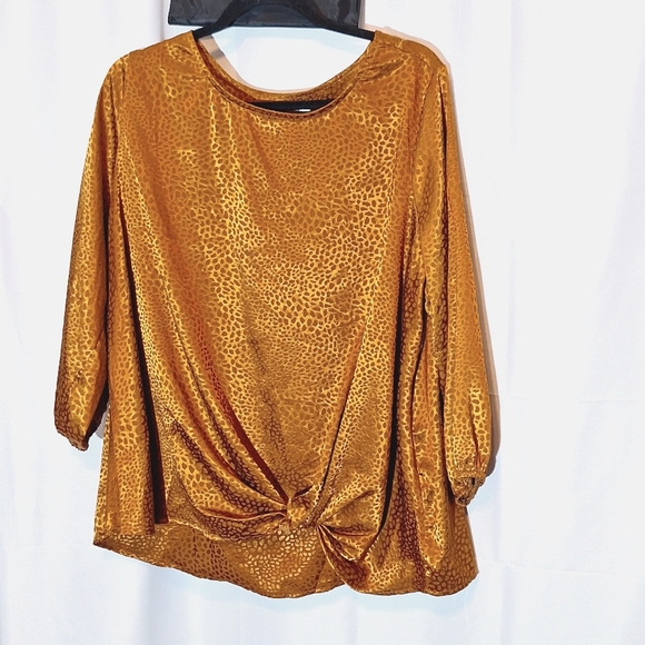 Dress Barn Tops - Dress Barn satin , animal print embossed,